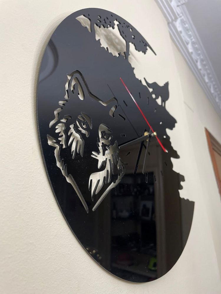 Black Wolf Acrylic-Like-Glass Wall Clock - Al Marwati Decor