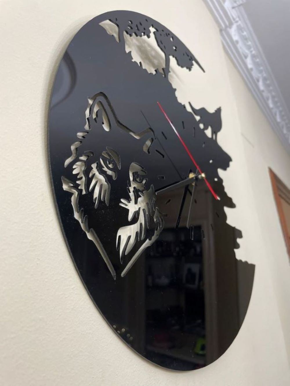 Black Wolf Acrylic-Like-Glass Wall Clock - Al Marwati Decor