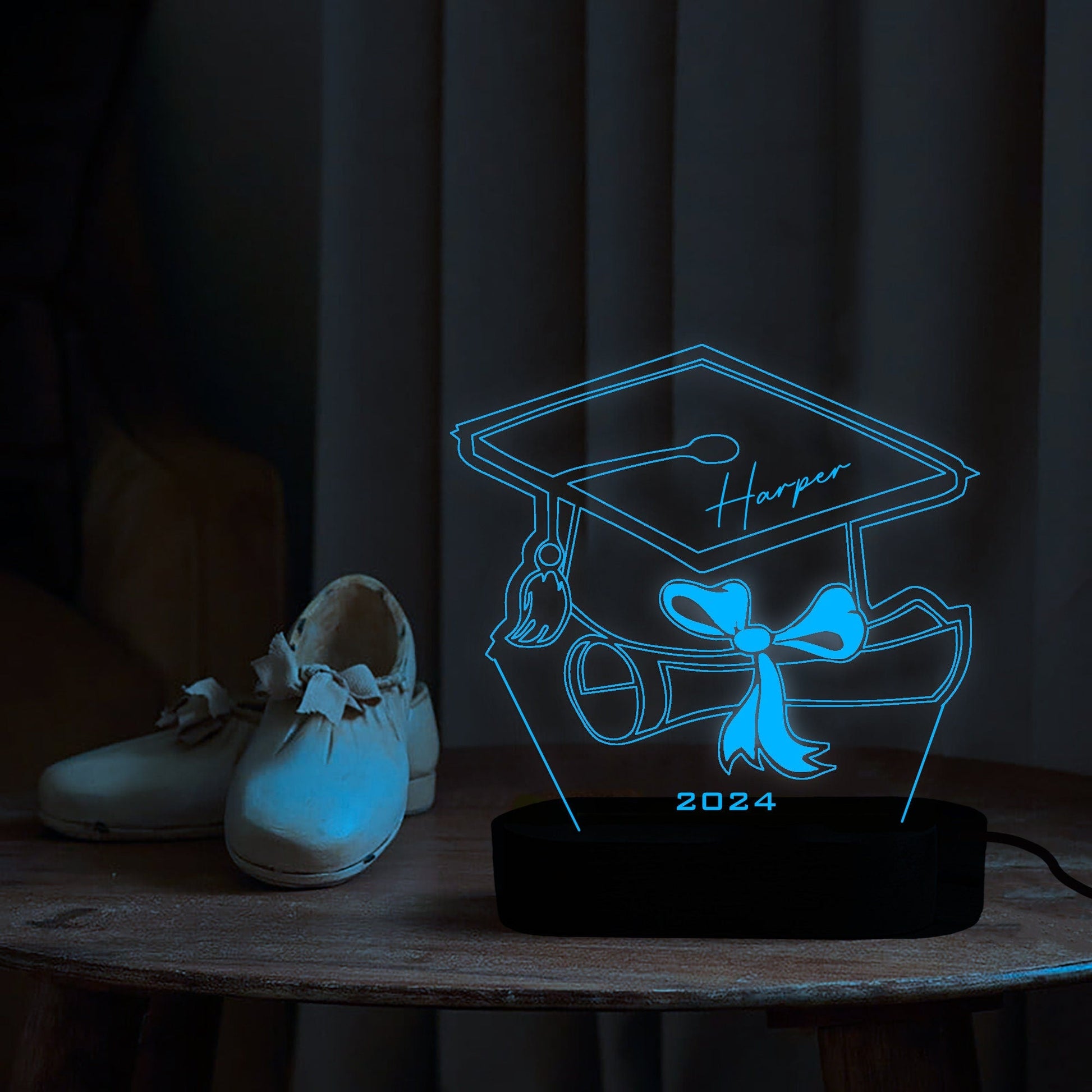 Personalized Graduation Cap Night Light, Custom Graduation Gift - Al Marwati Decor